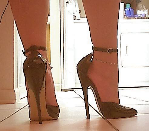 [img width=492 height=432]http://i86.photobucket.com/albums/k104/hh15cent/CT%20CB%20Dorsey/copy_of_image107.jpg[/img]