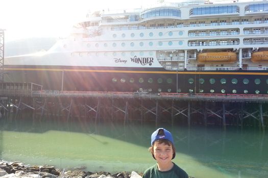 B and the Disney Wonder