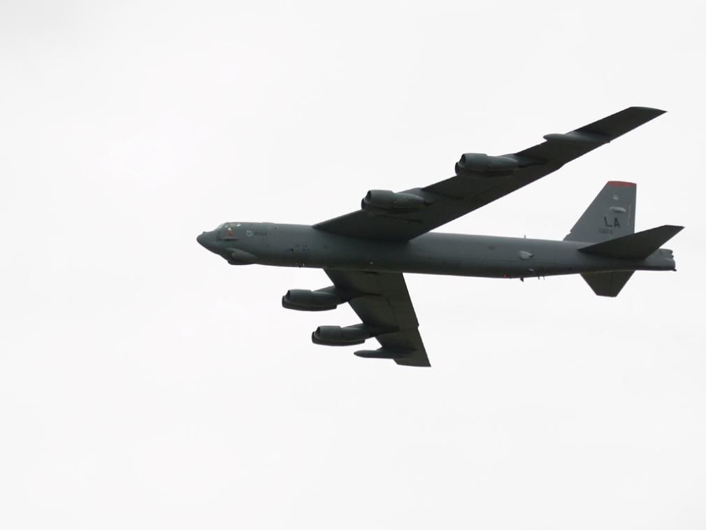 b52 bomber pictures. B 52 Bomber Image