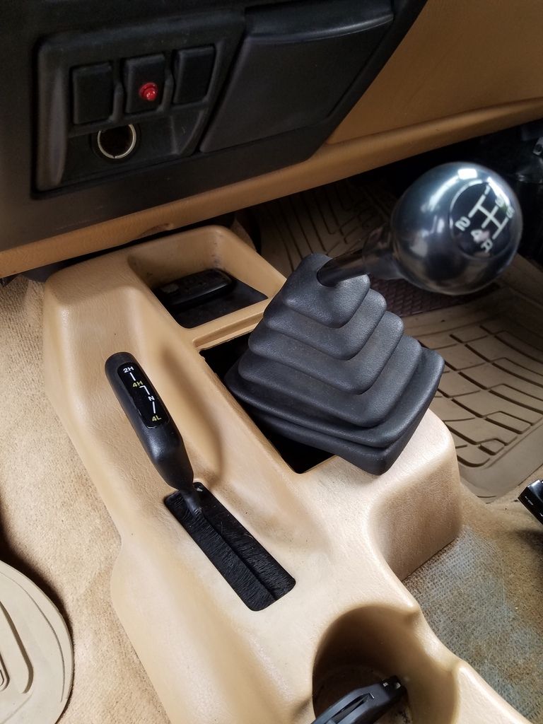 1998 TJ Loose shifter boot