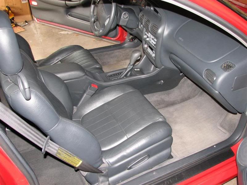 pontiac_after_interior3.jpg