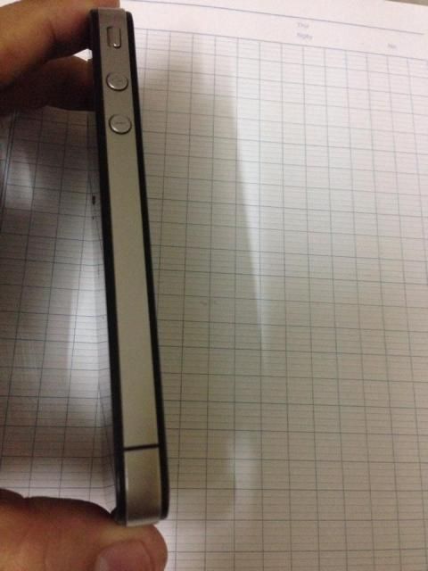 Bán iPhone 4 32GB màu đen giá sinh viên!!! - 1