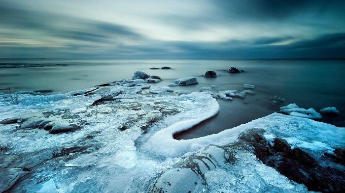 Frozen%20Sea-2_zpsnmzcvumi.jpg