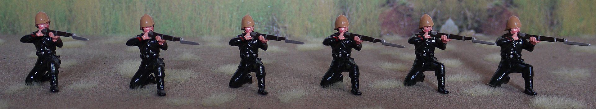 60thKNEELINGFIRING.jpg
