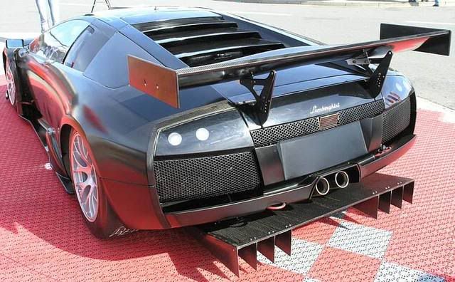pkw_lambo_murcielago_carbon2004_07.jpg