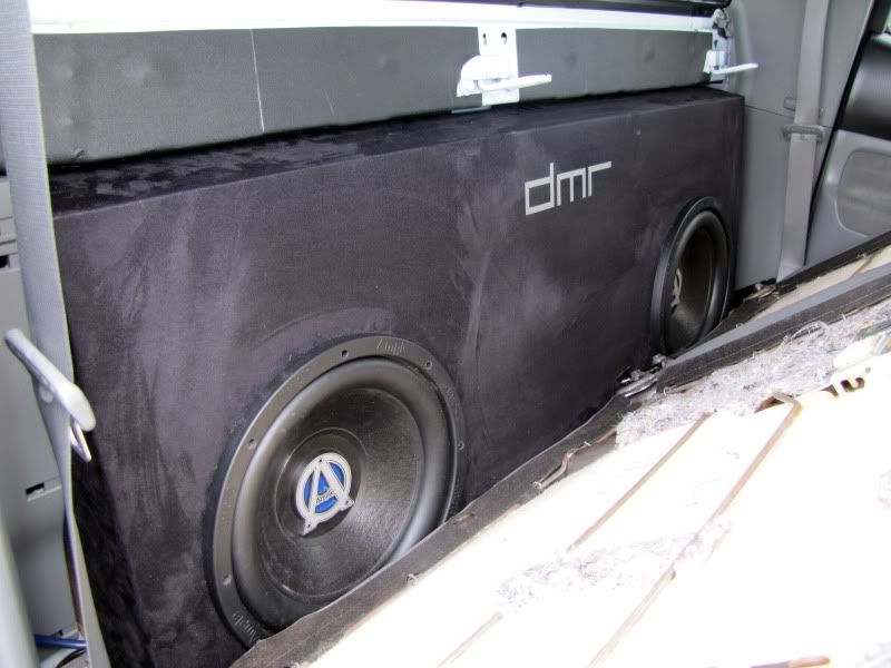 2007 Toyota tacoma speaker boxes