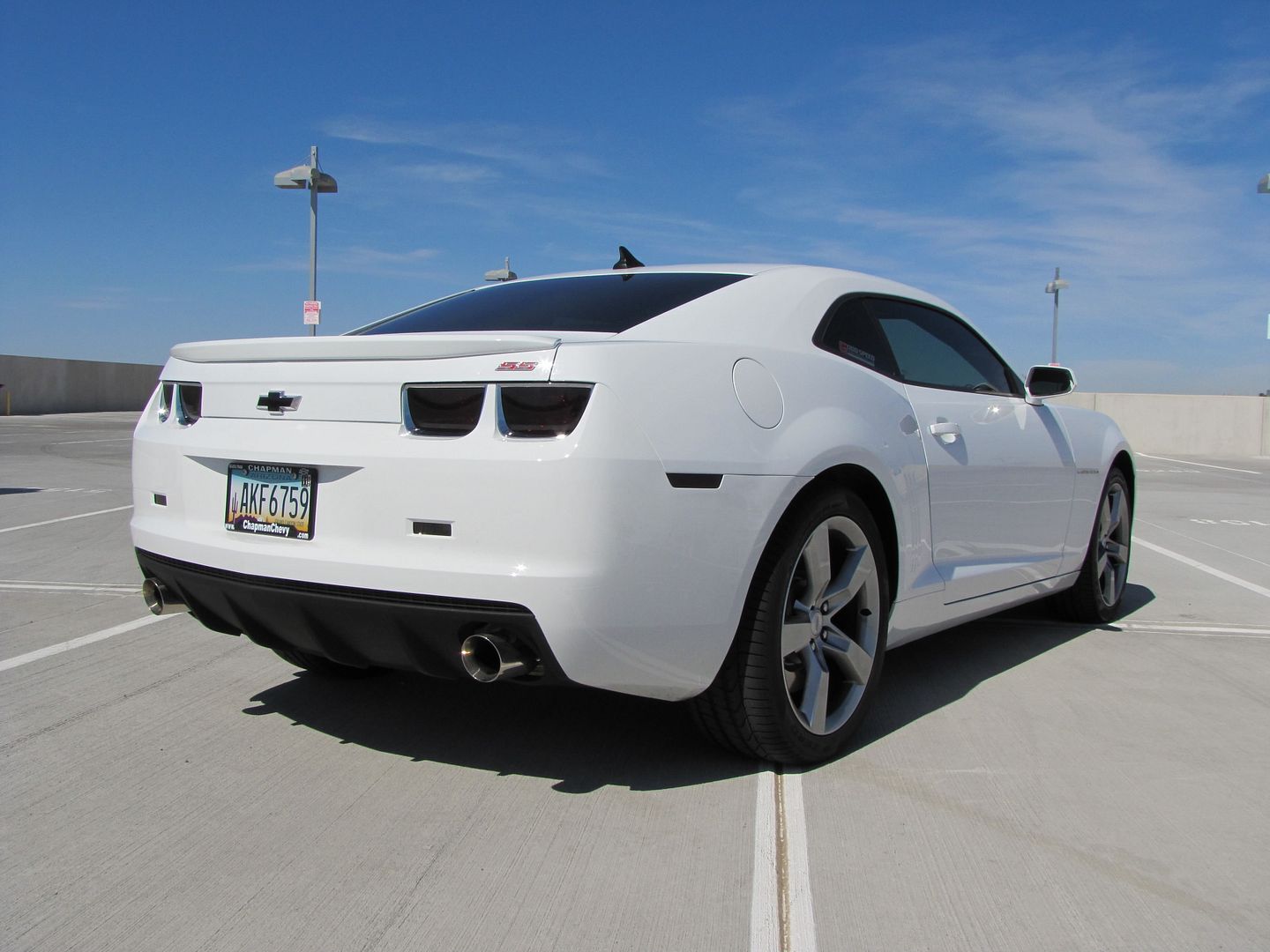 White Camaro Black out kit....(tail/reverse/sidemarker ...