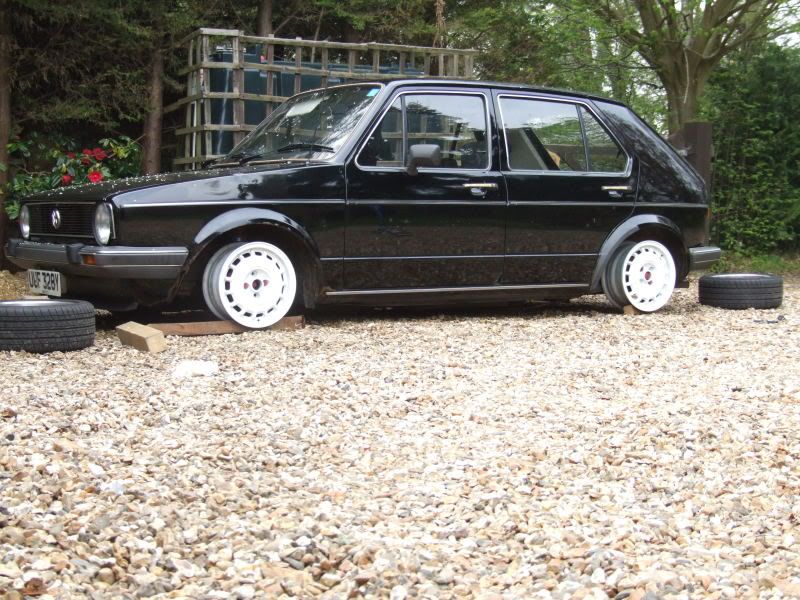 BMW bottlecaps on a mk1 rabbit?