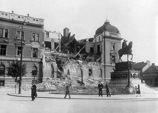 [Image: HipotekarnaBanka-NarodniMuzej1941.jpg]
