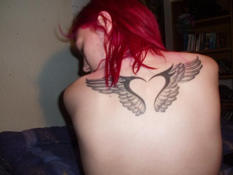 cool back wing tattoo design