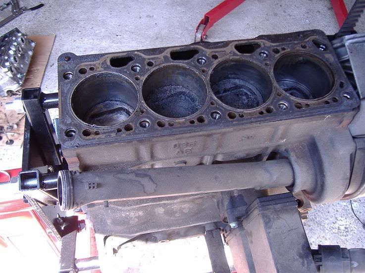 enginebottom.jpg