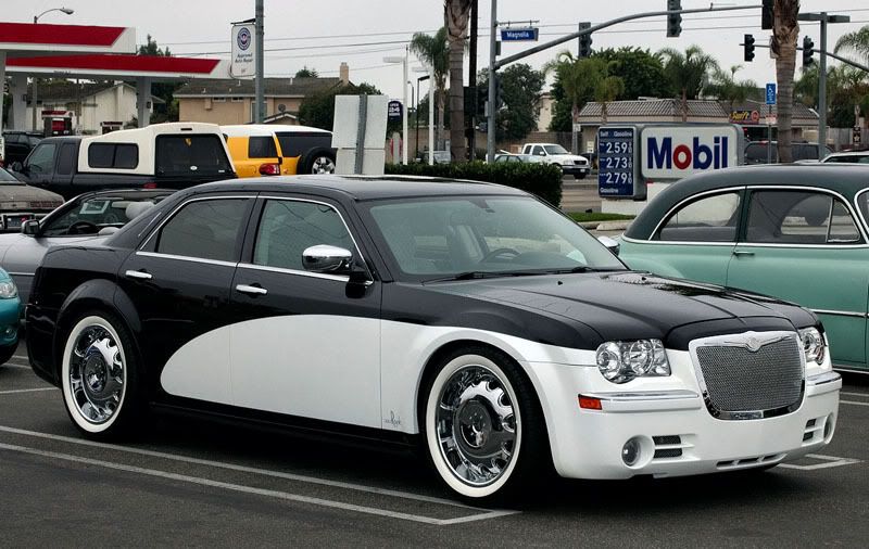 PimpDaddyRyansloanerChrysler300.jpg Pimp Daddy Ryan\'s loaner Chrysler 300 image by robs440