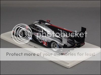 Spark 43LM11 Audi R18 TDI #2 LeMans 2011 1/43  